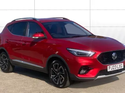 Used MG ZS Exclusive 111 HP (81 kW) 2023 Red SUV