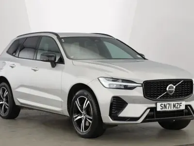 Used Volvo XC60 R-Design 197 HP (144 kW) 2021 Metallic  silver dawn SUV