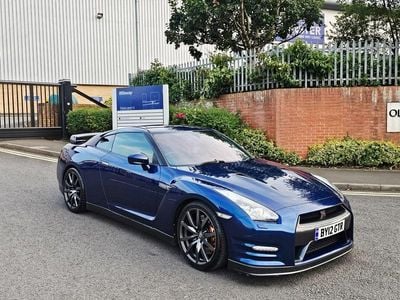 Nissan GT-R