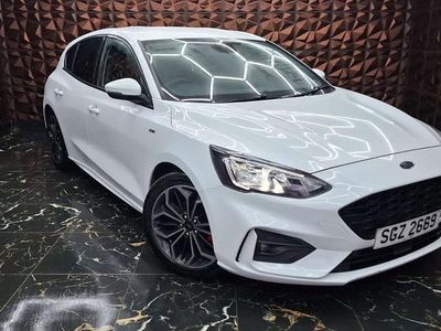 Used Ford Focus ST-Line X 125 HP (91 kW) 2020 White Hatchback