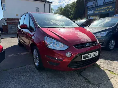 Used Ford S-MAX Zetec 140 HP (102 kW) 2014 Red MPV