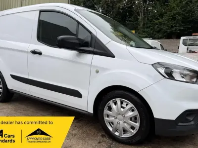 Used Ford Transit Courier 100 HP (73 kW) 2022 White Van