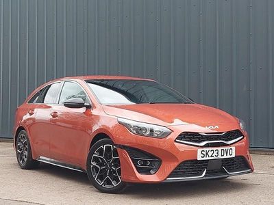 Used Kia ProCeed GT-Line 157 HP (115 kW) 2023 Orange Estate
