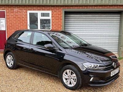 Black Used 2018 VW Polo SE Hatchback | £12,770 (Fair price)