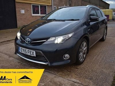 Used 2015 Toyota Auris Touring Sports Estate | £5,000