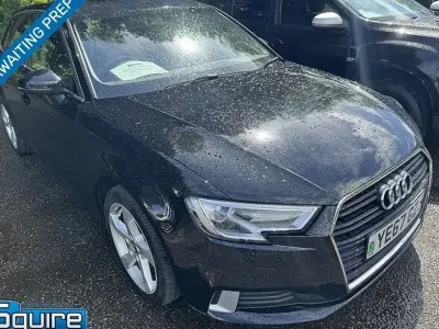 Begagnad Audi A3 Sport 115 HK (84 kW) 2017 Svart Halvkombi
