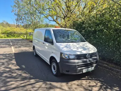 Używany VW Transporter 102 KM (75 kW) 2011 Biały Van