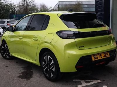 Used Peugeot 208 Allure 99 HP (72 kW) 2025 Yellow Hatchback