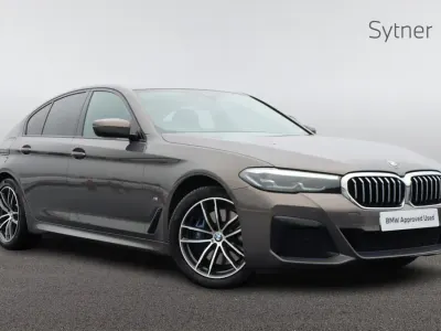 Begagnad BMW 530e M Sport 288 HK (211 kW) 2021 Grå
