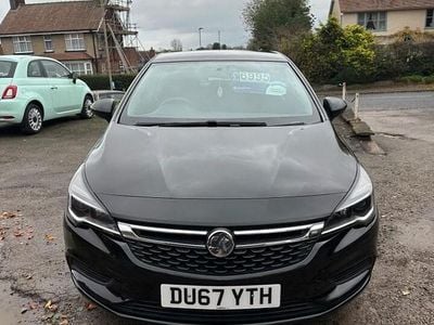 Black Used 2017 Vauxhall Astra Design Edition Hatchback | £6,995 (Fair price)
