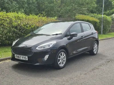 Usado Ford Fiesta Zetec 2017 Preto Citadino