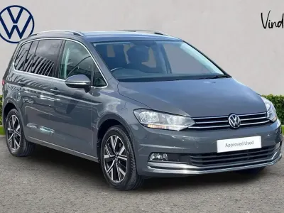 Used VW Touran SEL 150 HP (110 kW) 2022 Grey MPV