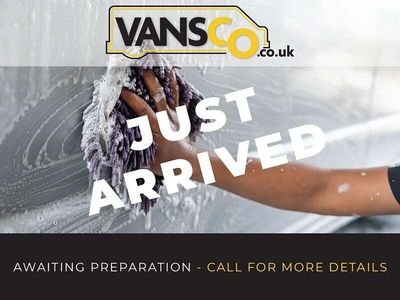 Used Ford Transit Custom 105 HP (77 kW) 2022 White Van