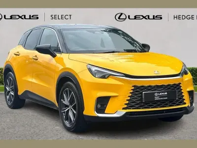Used Lexus LBX 136 HP (100 kW) 2024 Yellow SUV