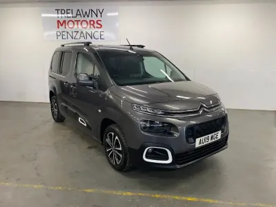 Used Citroën Berlingo Flair 130 HP (95 kW) 2019 Grey MPV