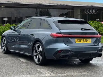 Used Audi A5 Advanced 150 HP (110 kW) 2025 Blue Estate
