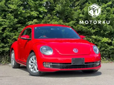 Used VW Beetle Design 2013 Red Hatchback
