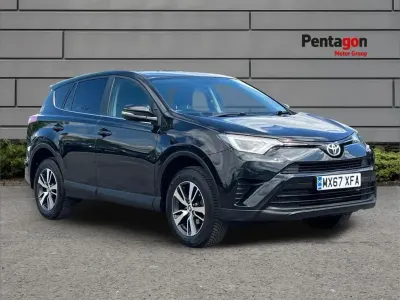 Used Toyota RAV4 Active 140 HP (102 kW) 2017 Black SUV