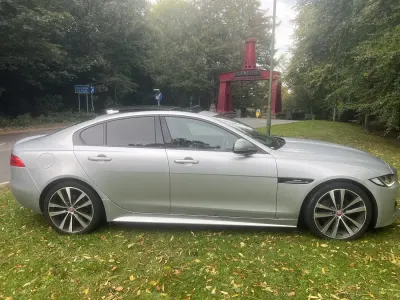 Used Jaguar XE R-Sport 180 HP (132 kW) 2018 Silver Sedan