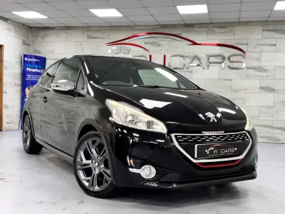 Używany Peugeot 208 GTi 200 KM (147 kW) 2015 Czarny Hatchback