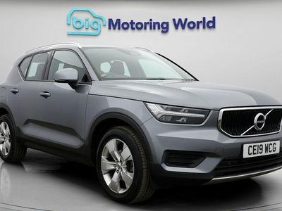 Used Volvo XC40 Momentum 156 HP (114 kW) 2019 Grey SUV