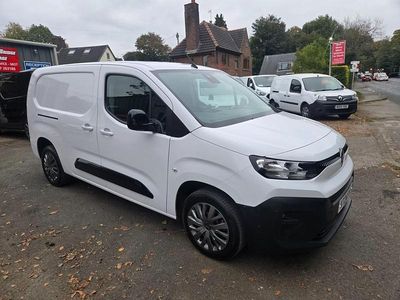 White Used 2024 Citroën Berlingo MPV | £13,995 (Fair price)