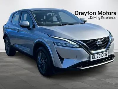 Używany Nissan Qashqai Acenta Premium 2023 Srebrny SUV