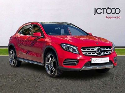 Mercedes GLA200