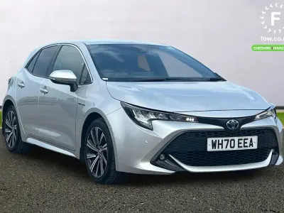 Used Toyota Corolla Design 122 HP (89 kW) 2021 Silver Hatchback