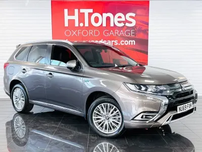 Used Mitsubishi Outlander P-HEV 2019 Brown Estate