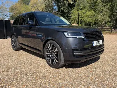 Used Land Rover Range Rover SE 400 HP (294 kW) 2023 Grey SUV