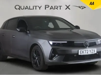 Usado Vauxhall Astra GS Line 130 CV (95 kW) 2022 Gris Utilitario