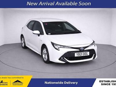 Used Toyota Corolla 122 HP (89 kW) 2021 White Hatchback