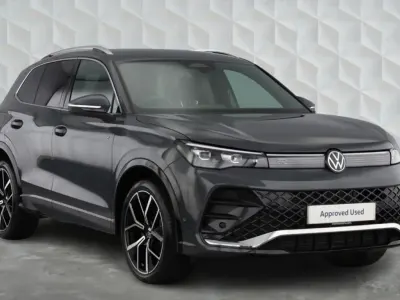 Używany VW Tiguan R-line 150 KM (110 kW) 2025 Szary SUV