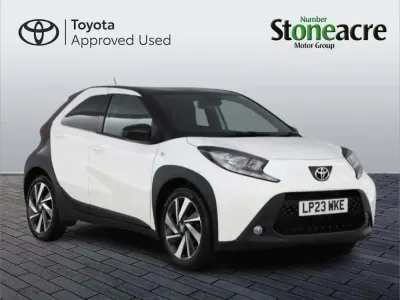 Used Toyota Aygo X 72 HP (52 kW) 2023 White SUV