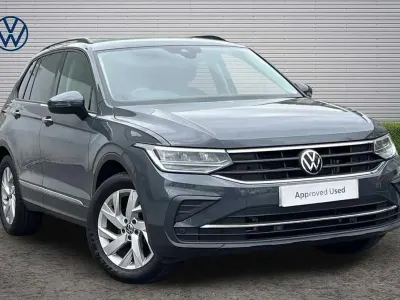 Used VW Tiguan Life 150 HP (110 kW) 2022 Grey SUV