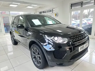 Used Land Rover Discovery 5 Landmark 2018 Black SUV