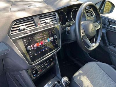 Używany VW Tiguan S 150 KM (110 kW) 2020 Szary SUV