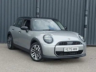 Used Mini Cooper Classic 114 kW (156 HP) 2025 Silver Hatchback