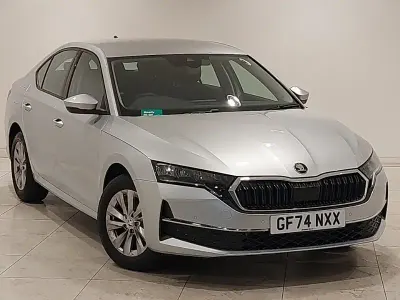 Begagnad Skoda Octavia SE Technology 116 HK (85 kW) 2024 Silver Halvkombi