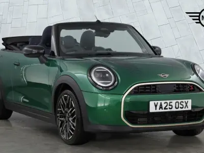 Used Mini Cooper 147 kW (201 HP) 2025 Green Hatchback