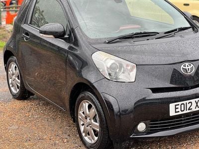 Used Toyota iQ 68 HP (50 kW) 2012 Black Hatchback