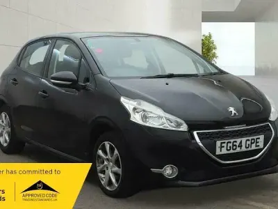 Used Peugeot 208 Active 68 HP (50 kW) 2014 Black Hatchback