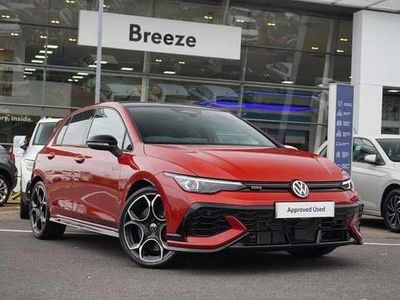 Used VW Golf VIII 300 HP (220 kW) 2025