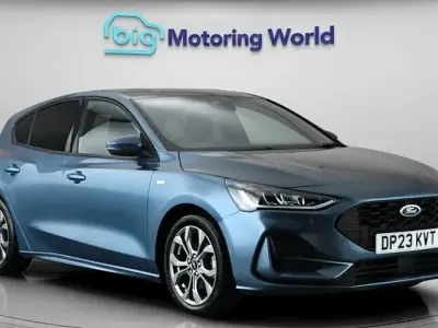 Used Ford Focus ST-Line 125 HP (91 kW) 2023 Blue Hatchback