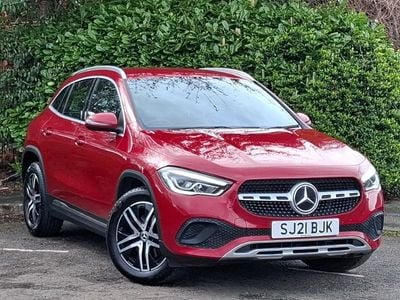 Used Mercedes GLA200 163 HP (119 kW) 2021 Red SUV