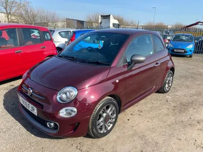 Begagnad Fiat 500 S 69 HK (50 kW) 2019 Röd Halvkombi