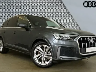 Used Audi Q7 S-Line 286 HP (210 kW) 2023 Grey SUV