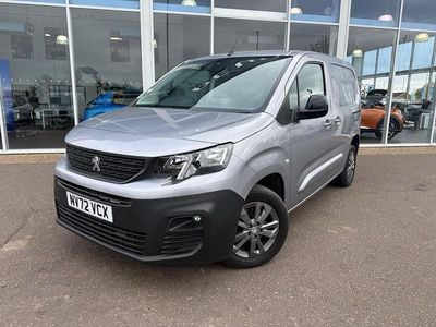 Used Peugeot Partner Premium 130 HP (95 kW) 2023 Grey MPV