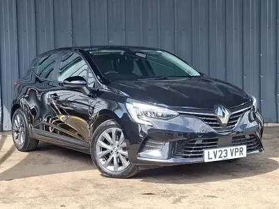 Used Renault Clio Evolution 145 HP (106 kW) 2023 Black Hatchback